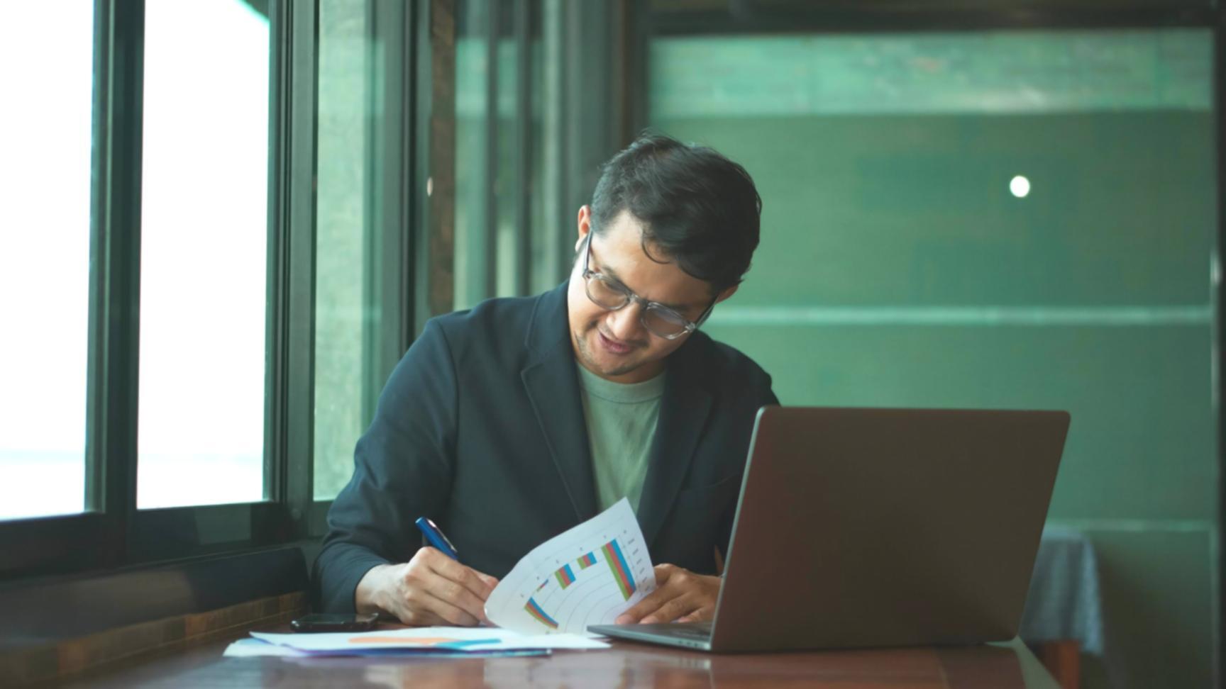 Environnement professionnel d'analyse SEO